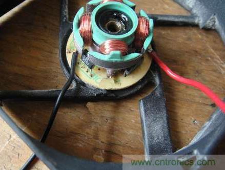 想減少電費(fèi)嗎？DIY一個(gè)迷你風(fēng)力發(fā)電機(jī)吧