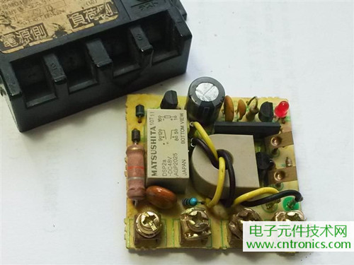 漏電保護(hù)器拆解：結(jié)構(gòu)有差異，做工不錯(cuò)