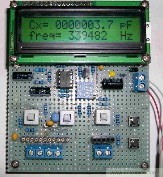 DIY集電容、電感和頻率為一體的測(cè)量?jī)x器