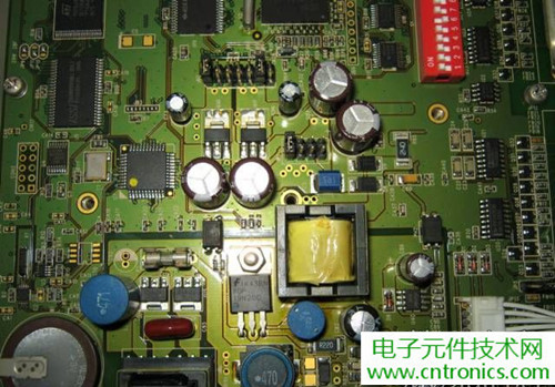 觸摸屏售價(jià)過萬？一臺(tái)工控設(shè)備觸摸屏拆解