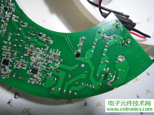 高端大氣上檔次！智能遙控調(diào)光LED吸頂燈拆解