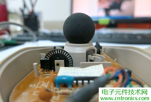 殿堂級(jí)機(jī)械鼠標(biāo)拆解：嘆精致做工！