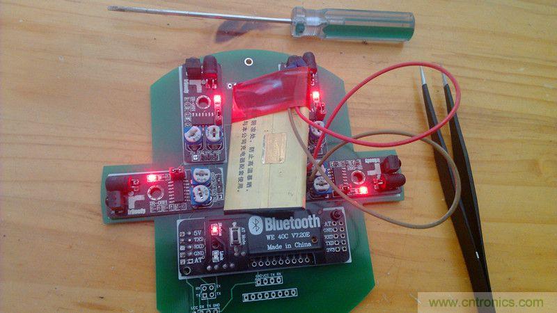 牛人力作！PCB版藍(lán)牙智能小車DIY