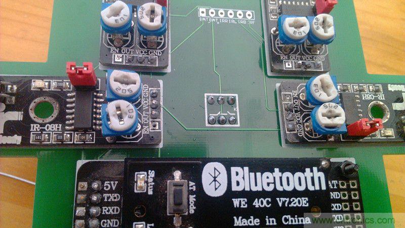 牛人力作！PCB版藍(lán)牙智能小車DIY