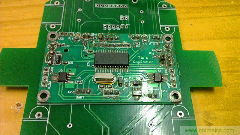 牛人力作！PCB版藍(lán)牙智能小車DIY