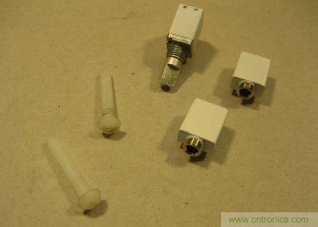 我就是這么牛！DIY IPod 耳放!