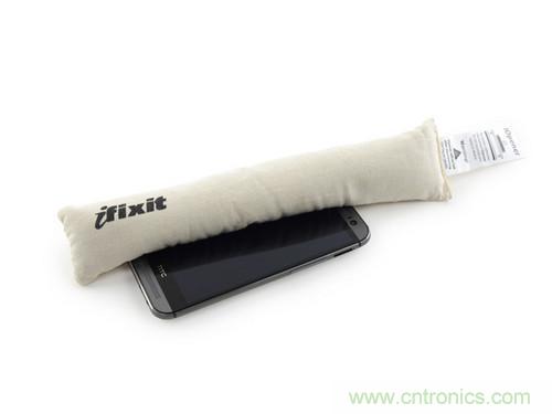 牛人強(qiáng)拆！新HTC One(M8)真機(jī)精密做工難修理