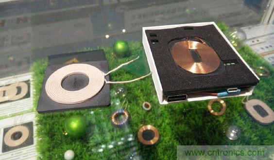 無(wú)線(xiàn)充電發(fā)端產(chǎn)品的演進(jìn)，厚度大大減小。發(fā)端產(chǎn)品已經(jīng)可以做到1.5mm厚度（整體厚度）前一代的產(chǎn)品大概在3.5mm。