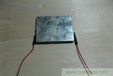 DIY頭戴式藍(lán)牙耳機(jī)，