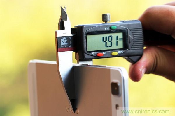 有圖有真相！暴拆VIVO X5 MAX,揭秘“最薄之謎”