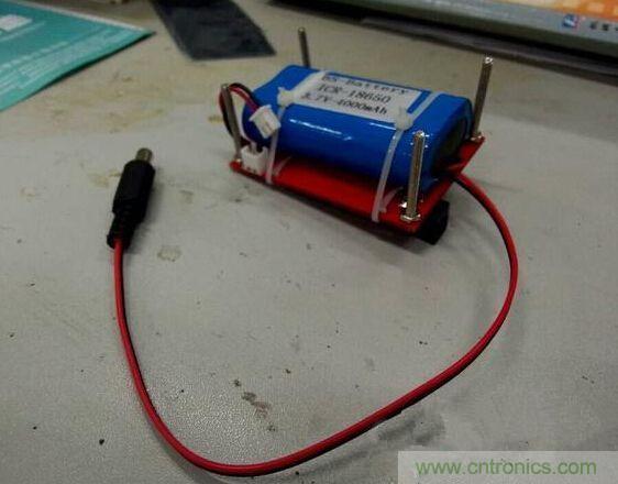 DIY神器：夜間不間斷電源，大學(xué)通宵嗨翻天！