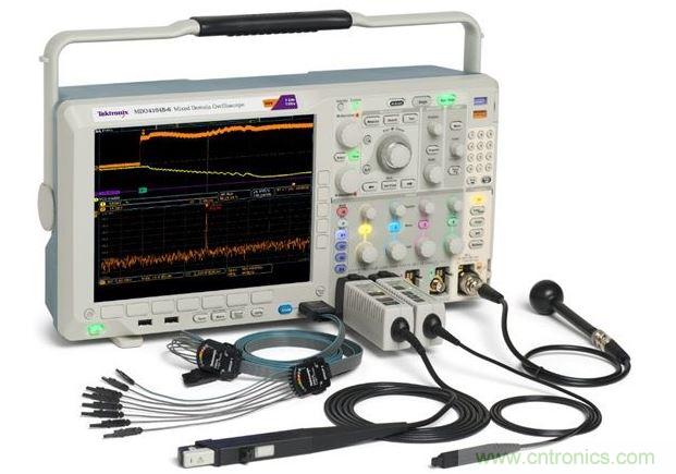 混合域示波器(MDO)將頻譜分析儀、示波器和邏輯分析儀組合在一臺儀表內(nèi)，可以從全部三臺儀器中產(chǎn)生同步的而且與時間關(guān)聯(lián)的測量結(jié)果。圖中顯示的是泰克公司的MDO4000B。