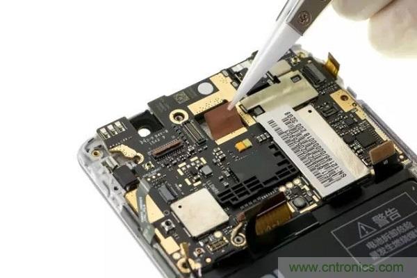  紅米Note 3姍姍來遲，是否藏有玄機？一拆便知