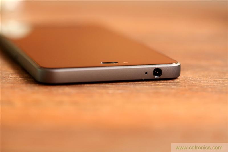 前世500次回眸,換來今生一次擦肩而過，那500多天的等待能否讓錘子揚(yáng)眉吐氣？