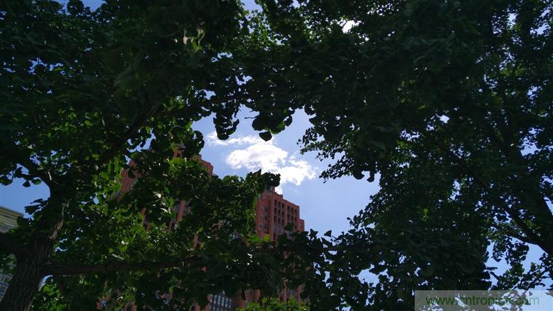 無(wú)邊框的 nubia Z9 ，一款既有驚喜，又有驚艷的智能手機(jī)