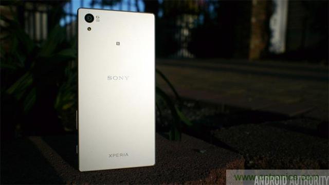 傳奇索尼，憑借Sony Xperia Z5能否在移動市場奪得一席之地？