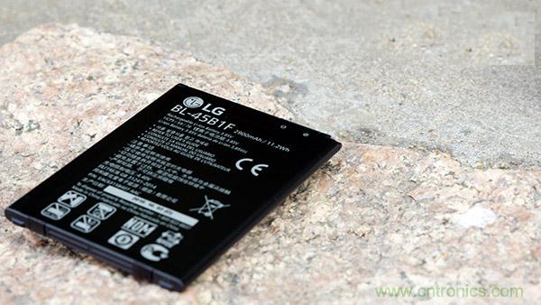 業(yè)界良心 LG V10 評測:剛毅、冷峻，不失人性化