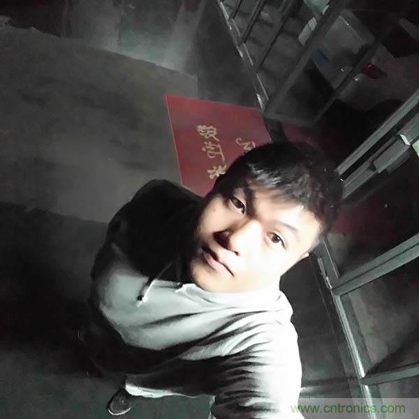 業(yè)界良心 LG V10 評測:剛毅、冷峻，不失人性化