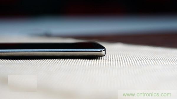 業(yè)界良心 LG V10 評測:剛毅、冷峻，不失人性化