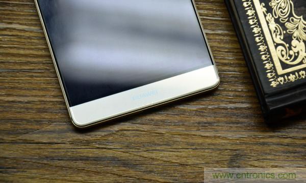 新旗艦Mate 8全評測：橫空出世！能否延續(xù)一機難求？