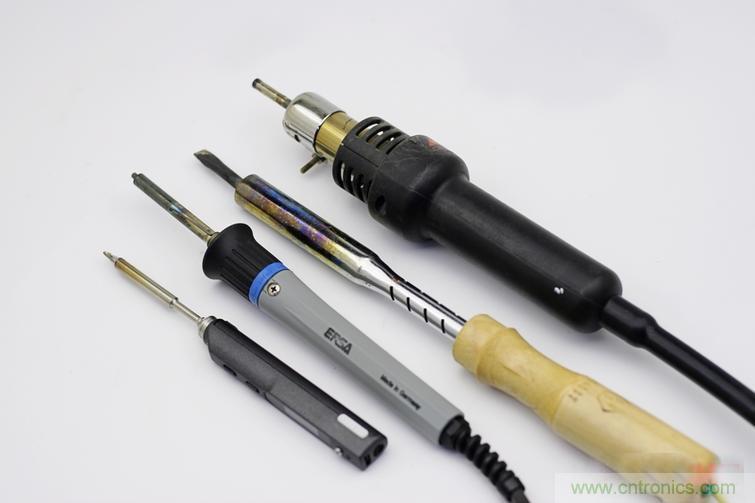 一款能喚起 70 后工程師朋友“童年趣事”的迷你電烙鐵！