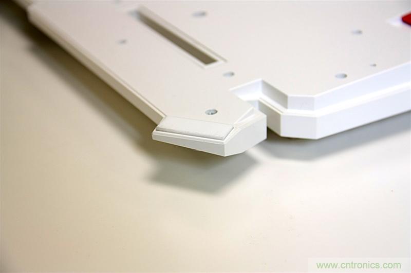 曾經(jīng)的網(wǎng)吧統(tǒng)治者—雙飛燕血手幽靈機(jī)械鍵盤，真世界最快？