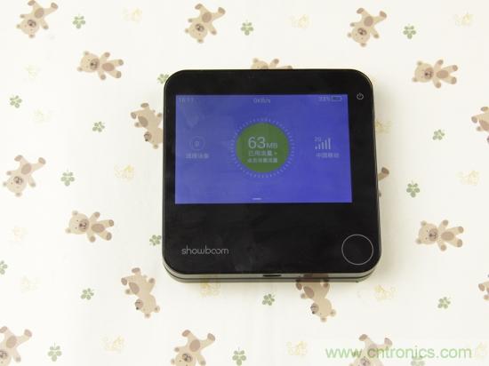 出差必備神器！可充電的移動無線路由手由寶體驗(yàn)測評