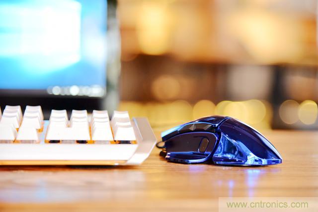 左手寫愛，右手寫他——從此鍵盤鼠標(biāo)不分家！