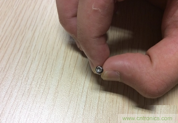 真飛機(jī)拆不著，那就來拆拆無人機(jī)“鼻祖”大疆吧！