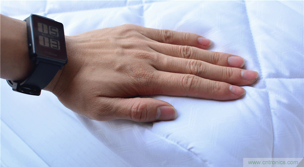 這個(gè)枕頭不僅能挽救睡眠還能挽救婚姻！