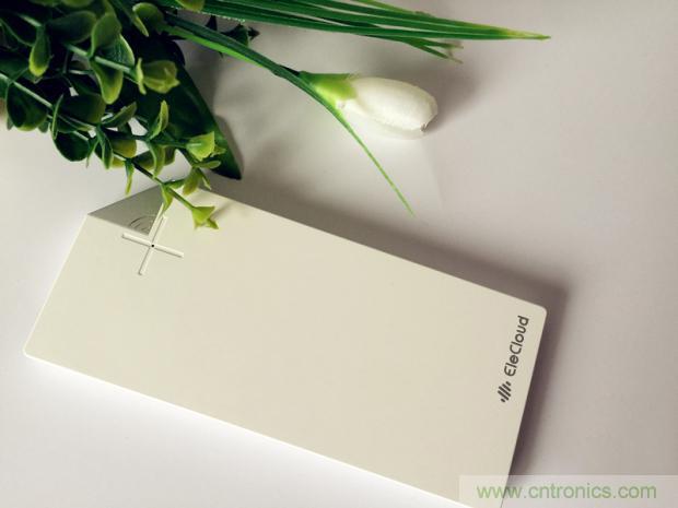長虹流云智能電源，集“充電”+“存儲”于一身