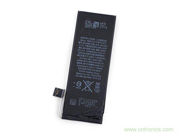 有什么地方?jīng)]有變？iPhone SE真機(jī)拆解