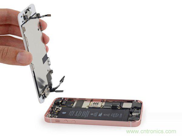 有什么地方?jīng)]有變？iPhone SE真機(jī)拆解