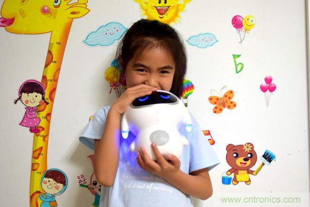 “爸爸再不陪我，我就長大了”——小騰機(jī)器人