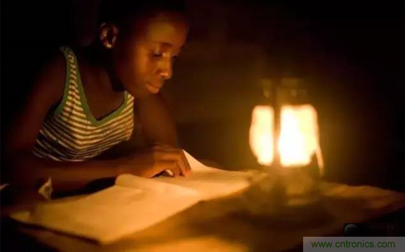 單靠重力就能工作的燈，將為15億人帶來光明