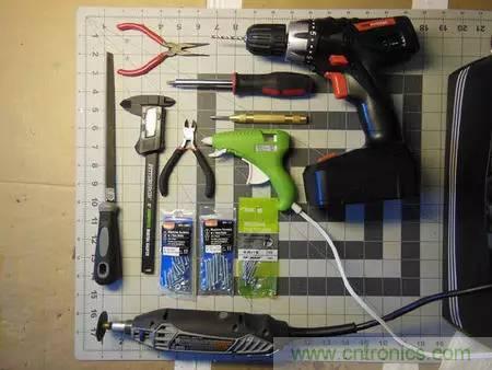 廢舊收音機(jī)如何變身成酷炫機(jī)器人？