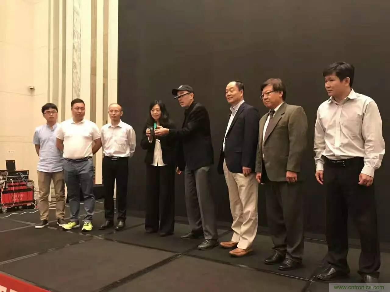 深圳要聞|全球可穿戴之父Steve Mann來(lái)深圳了！2017深圳智能穿戴,VR/AR前沿技術(shù)論壇暨開(kāi)發(fā)者交流酒會(huì)