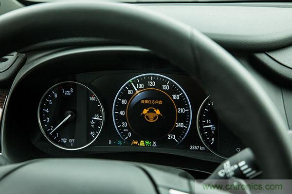 親測：從ADAS到自動駕駛，不同品牌上路表現(xiàn)對比