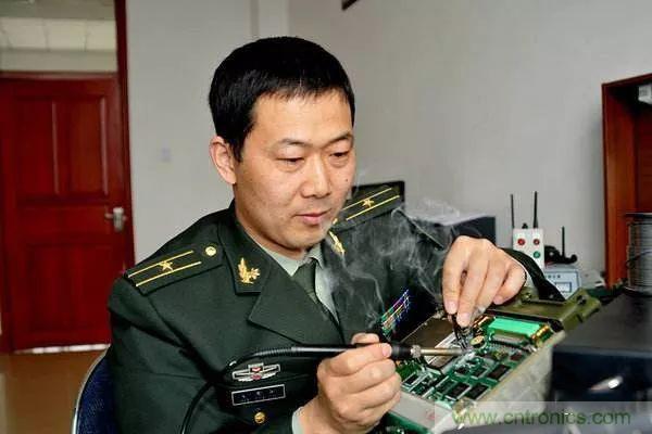 若美國(guó)全面禁售芯片，中國(guó)武器裝備會(huì)不會(huì)癱瘓？看完此文你就懂了