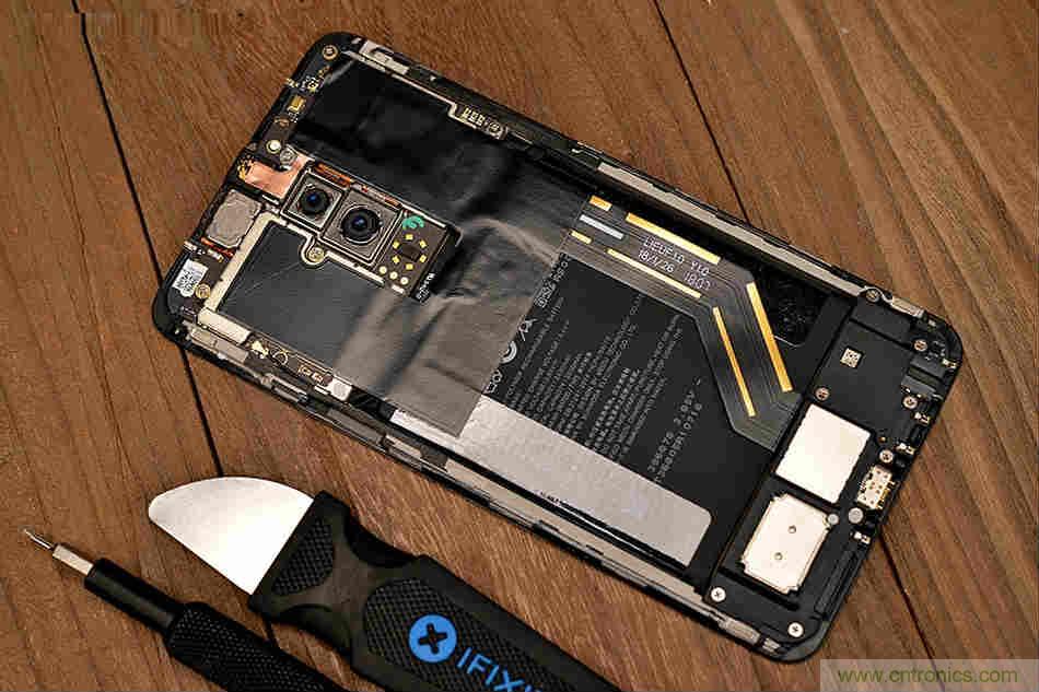 拆解魅族15 Plus：玩轉(zhuǎn)了新概念，但其工藝究竟如何？