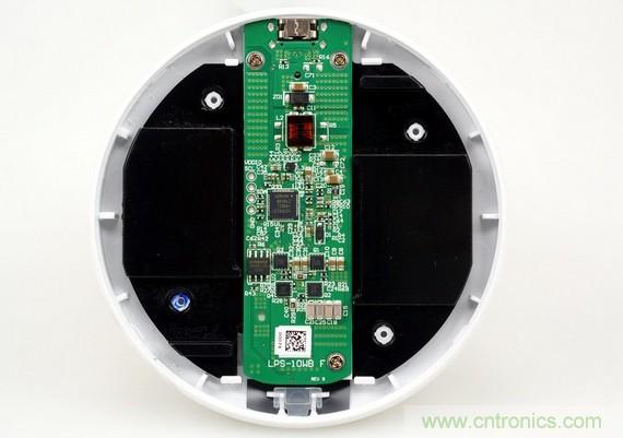 拆解對比：系出同門，小米、紫米無線充電器的差別有多大？