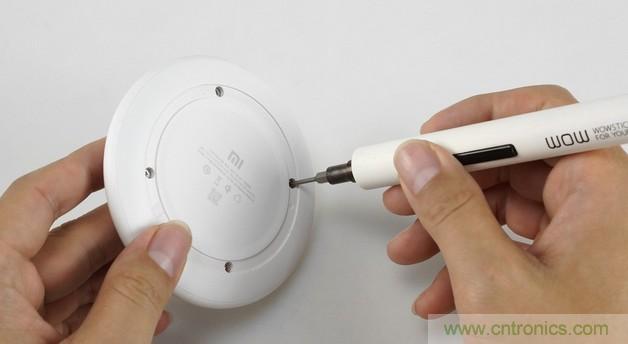 拆解對比：系出同門，小米、紫米無線充電器的差別有多大？