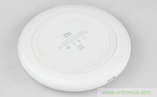拆解對比：系出同門，小米、紫米無線充電器的差別有多大？