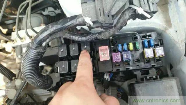 看這里，繼電器應用的那些事兒