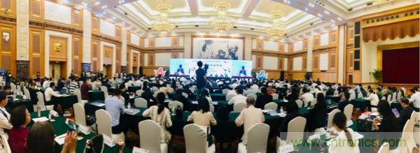 “創(chuàng)新驅(qū)動(dòng)發(fā)展，智慧賦能未來(lái)”---第七屆中國(guó)電子信息博覽會(huì)深圳新聞發(fā)布會(huì)盛大召開