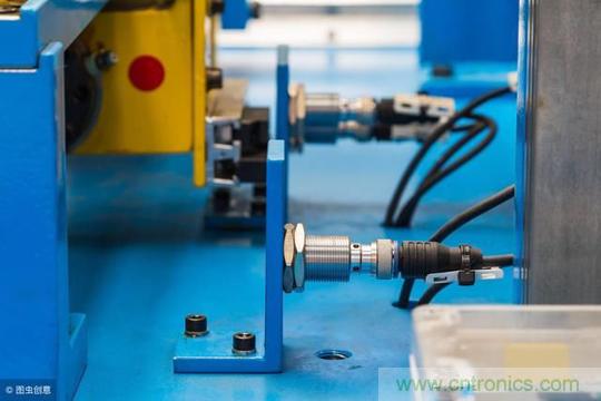 感應電容超聲波，你都知道這些傳感器多大區(qū)別嗎？