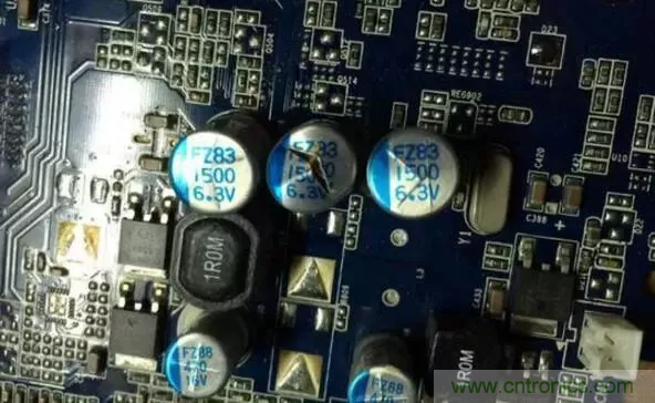 電容擊穿是開路還是短路？電容擊穿原因是什么？