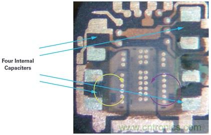 是否可以將低EMI電源安裝到擁擠的電路板上？