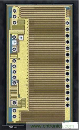 對比 SiC、GaN 和硅，哪種 AC 適配器性能最好？