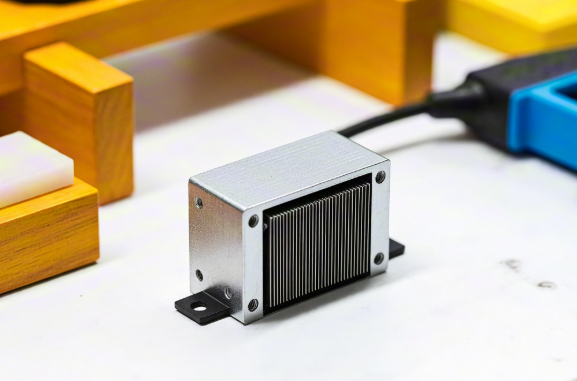 壓電蜂鳴器技術深度剖析：原理、優(yōu)勢與國內外廠商對比